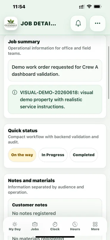 Aureo Job mobile job status, summary and customer notes using demo data.