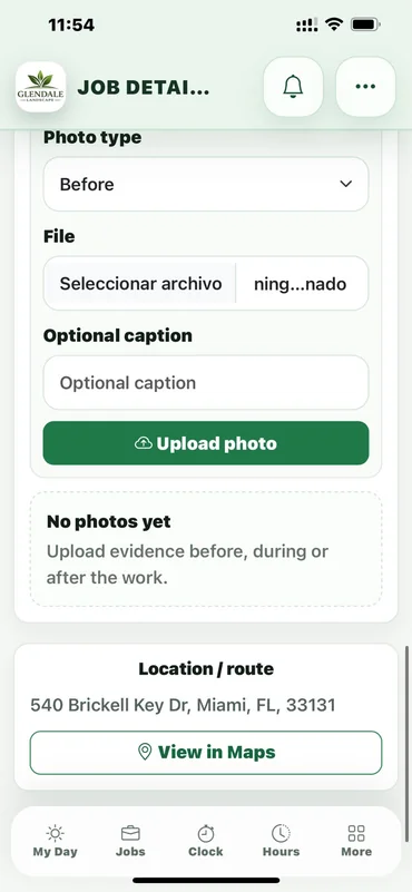Aureo Job mobile photo upload and route section for a demo property.